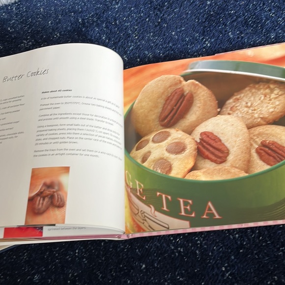 Book of Gifts from the Kitchen - Picture 6 of 7